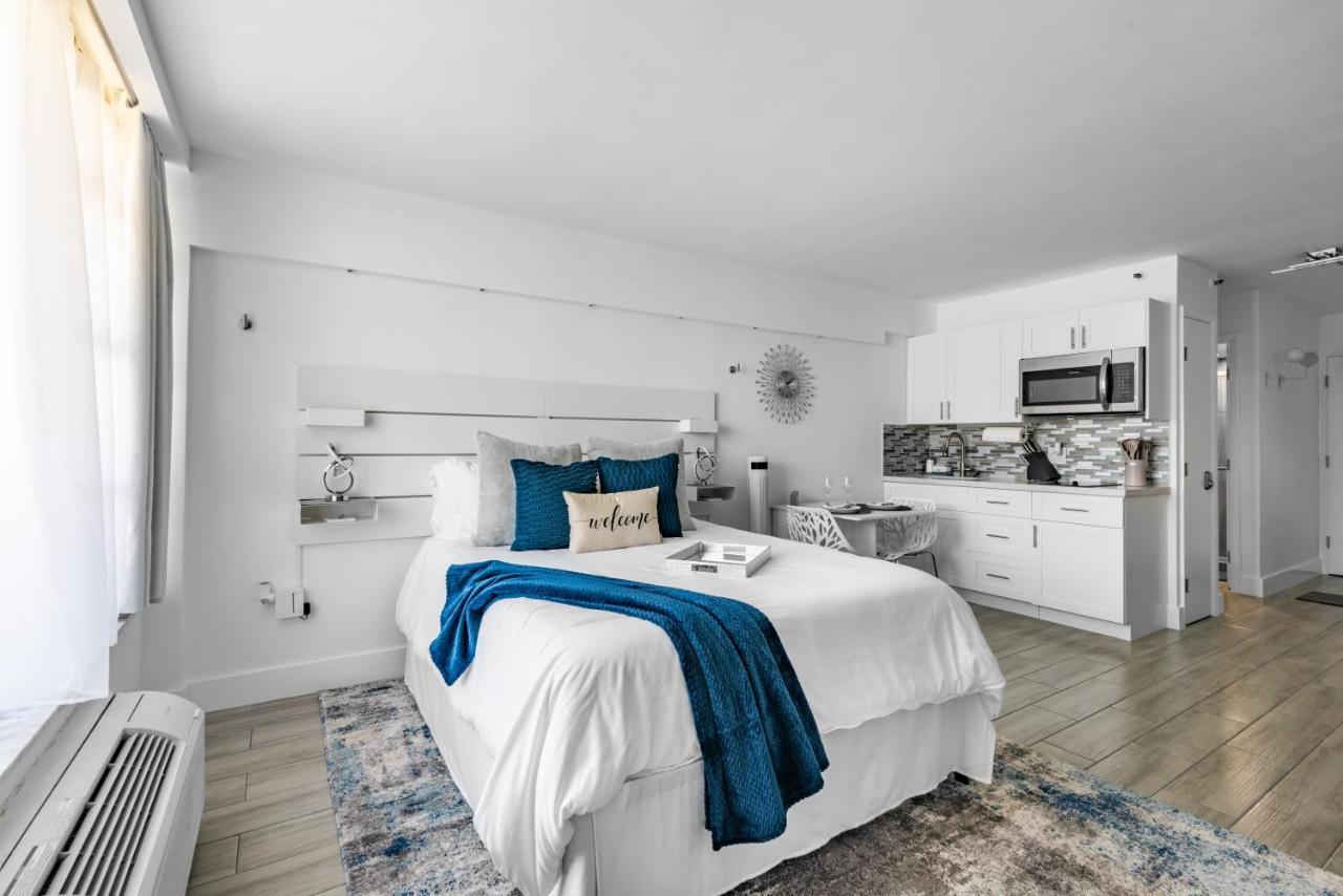 Newly Renovated Oceanfront Studio W/ Balcony - Daytona Beach Apartment Ngoại thất bức ảnh