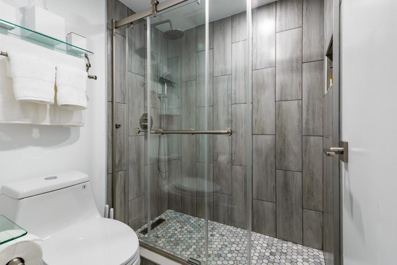 Newly Renovated Oceanfront Studio W/ Balcony - Daytona Beach Apartment Ngoại thất bức ảnh