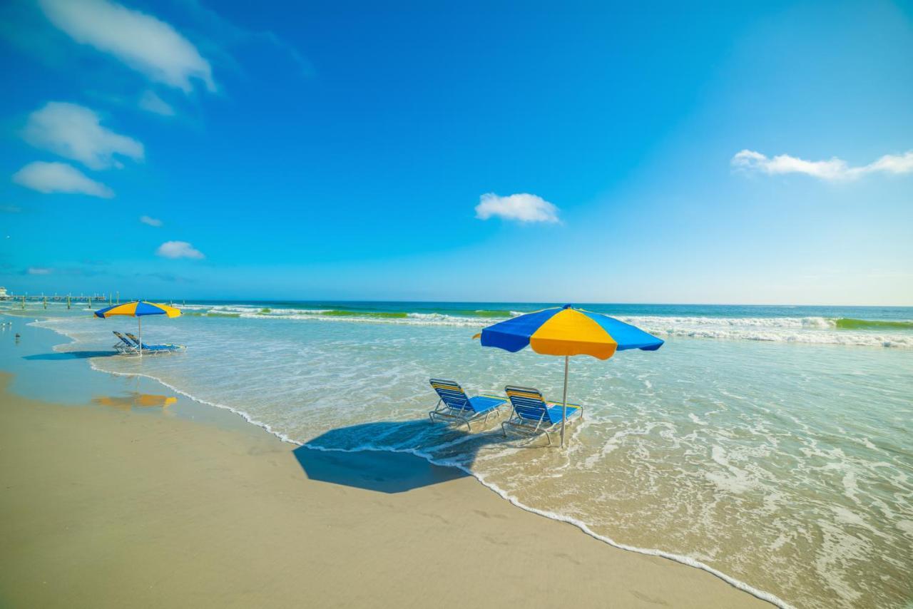 Newly Renovated Oceanfront Studio W/ Balcony - Daytona Beach Apartment Ngoại thất bức ảnh